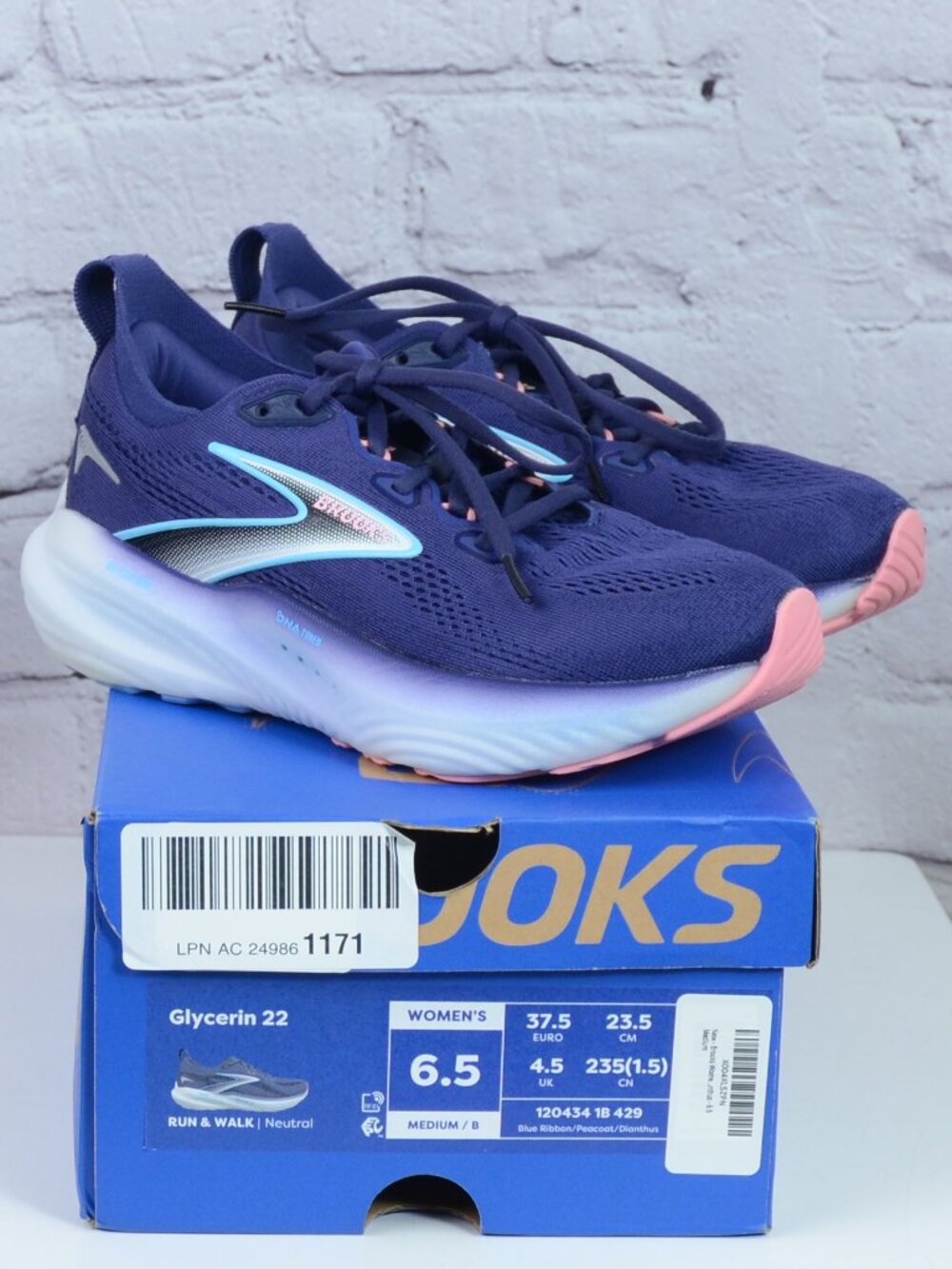 BROOKS Glycerin 22 Athletic Shoes